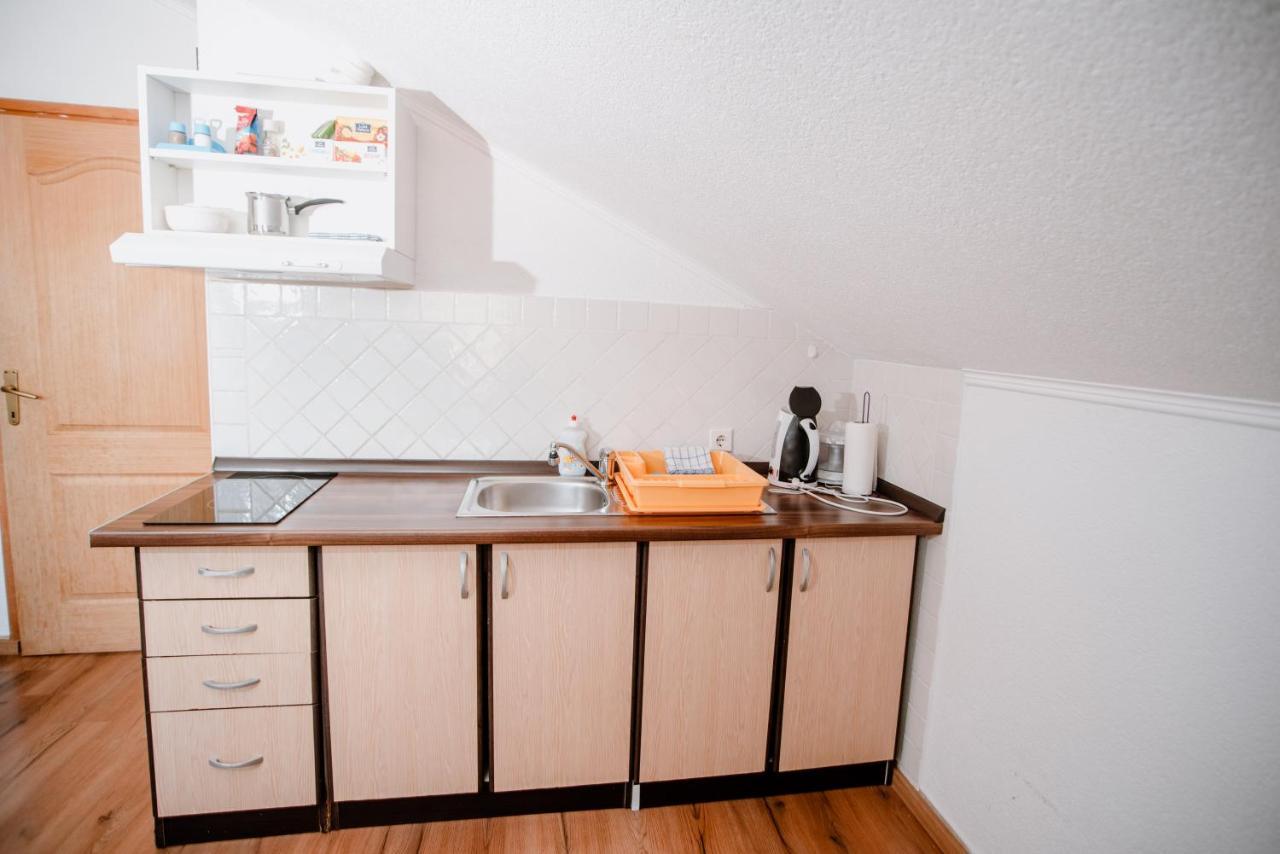 Apartmens Leona Leilighet Karlobag Eksteriør bilde